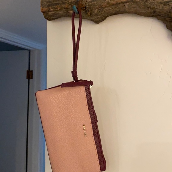 Nine West clutch - Picture 1 of 7